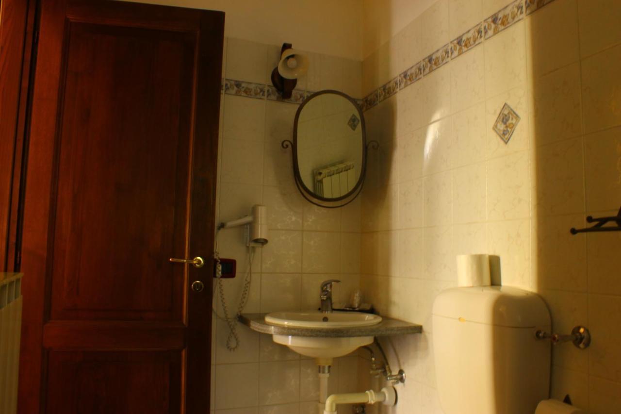 Hotel I Due Monaci Domodossola Exterior foto